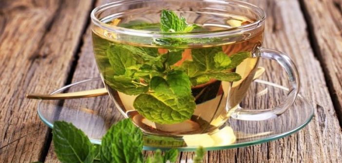 Tisane depurative e Tisane detox - Scopri come preparare una buona tazza di tisana depurativa fai da te per depurare l'organismo, il fegato ed i reni in modo naturale.